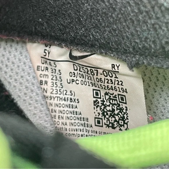 Nike Air Force 1 Low LV8 in Black Ghost Green (Halloween) - Picture 5 of 11